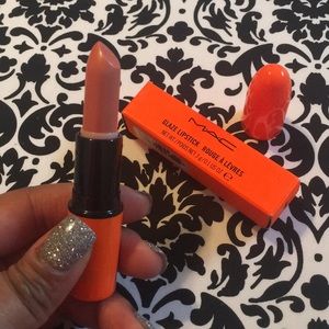 BNIB MAC Pleasureseeker Lipstick